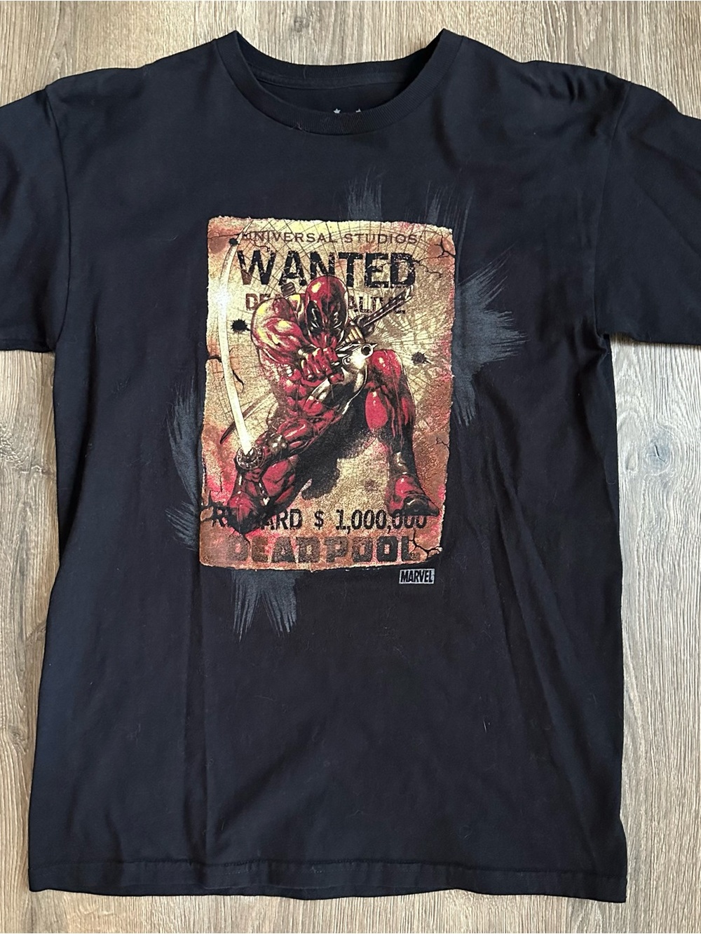 Deadpool Universal Studios Exclusive Design Size Medium